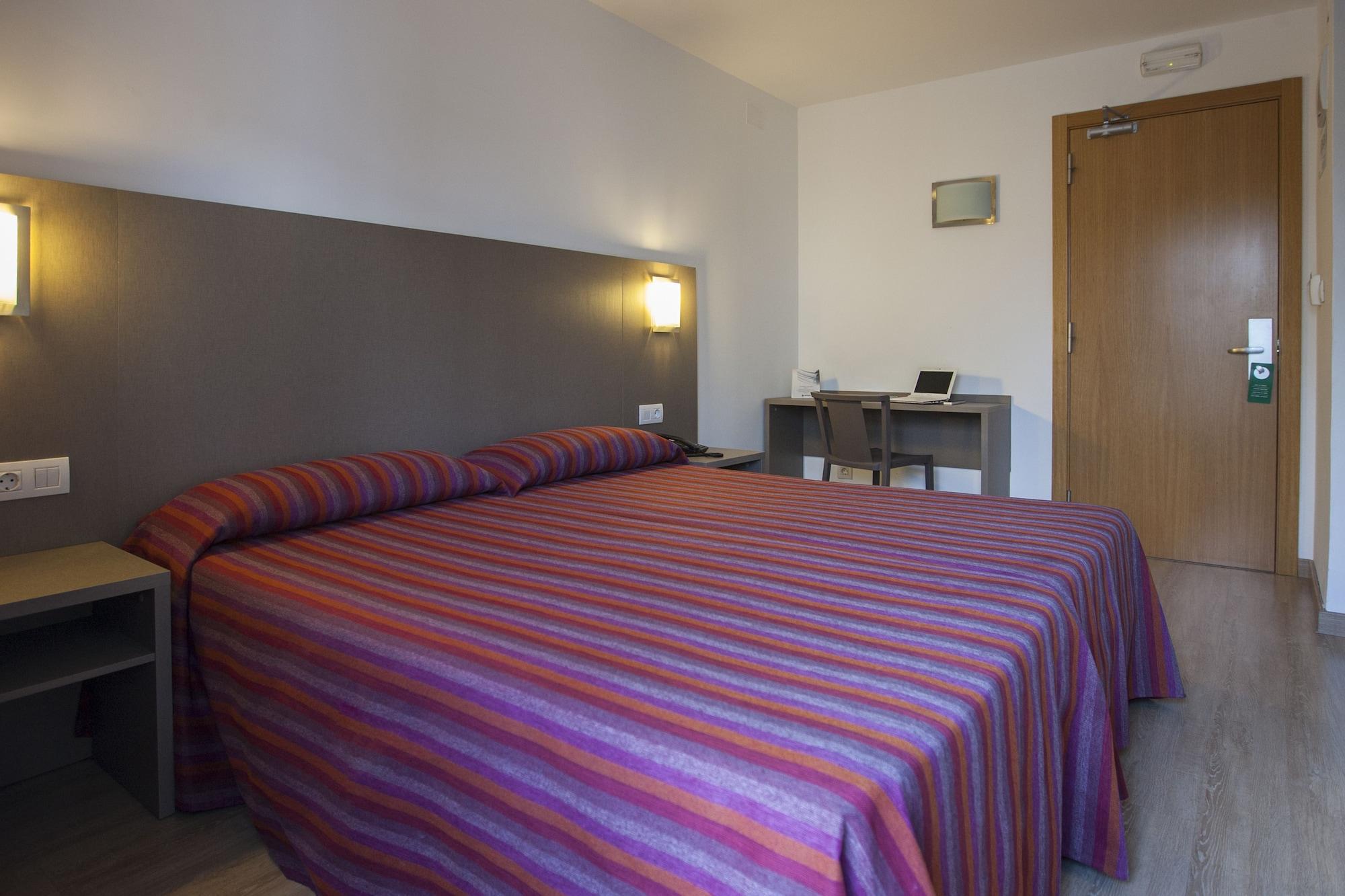Hotel Montesol Бенидорм Экстерьер фото