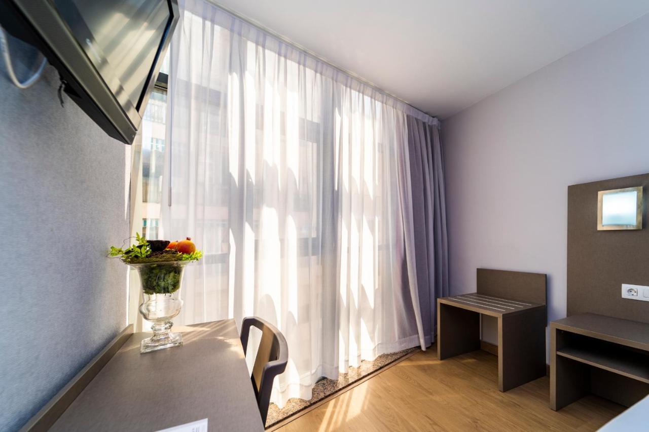 Hotel Montesol Бенидорм Экстерьер фото