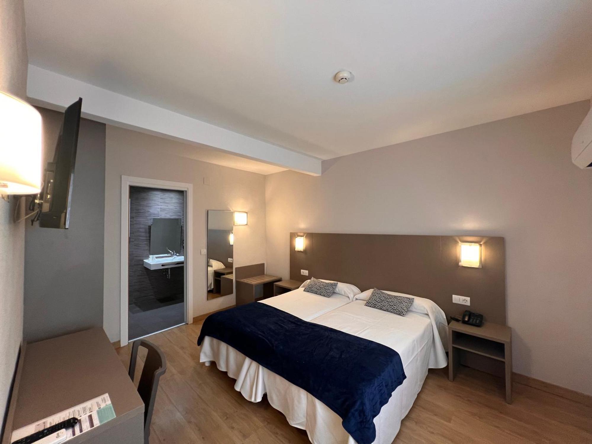 Hotel Montesol Бенидорм Экстерьер фото