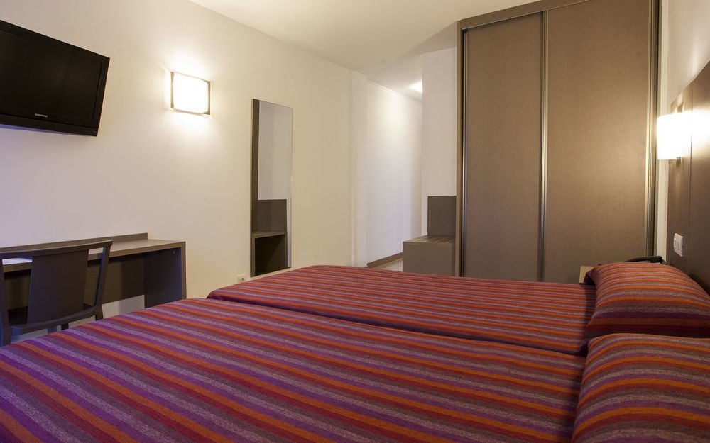 Hotel Montesol Бенидорм Экстерьер фото